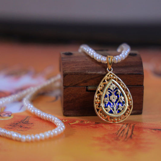 Thewa art Pear Pendant Tijori collection