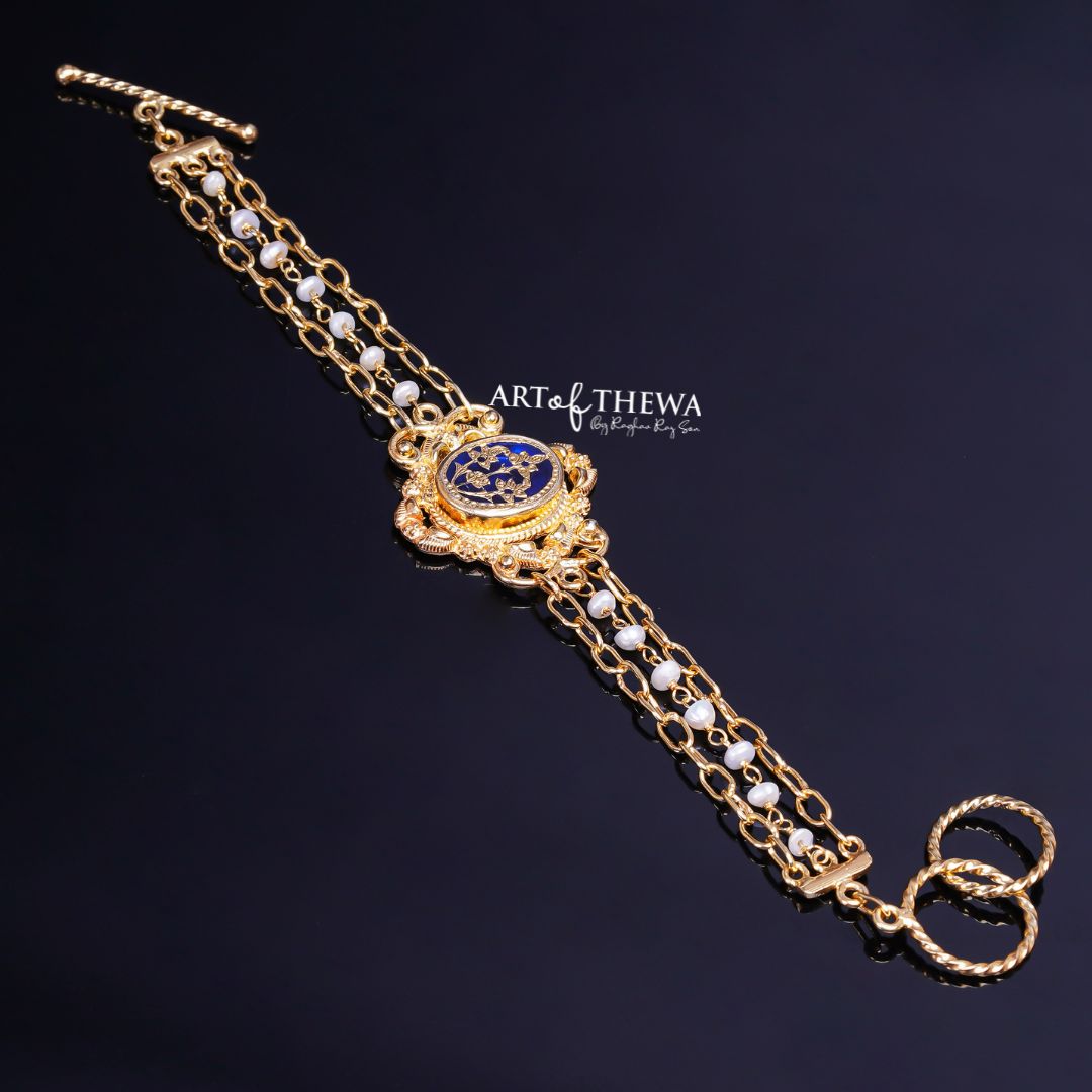 Thewa Art Floral Chain Bracelet