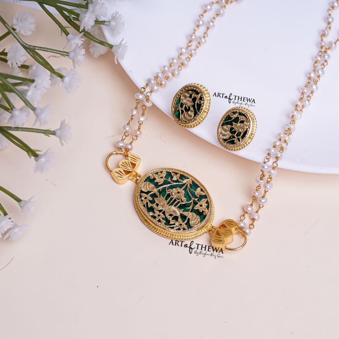 Oval Choker Pearl Set – A Regal Ensemble of Timeless Beauty Success