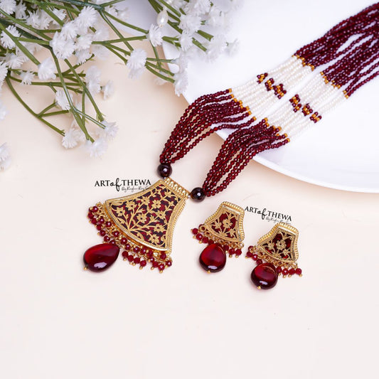 Farsa Pendant Thewa art set