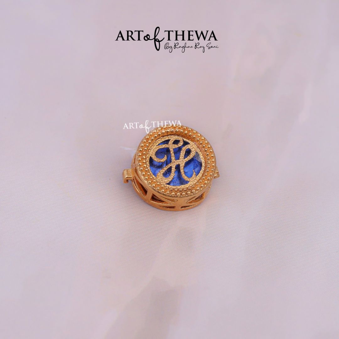 Art of Thewa Unique Shirt buttons