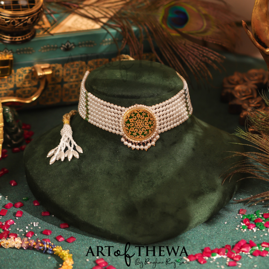 Ahyana Thewa jewellery Choker set rose gold pearl