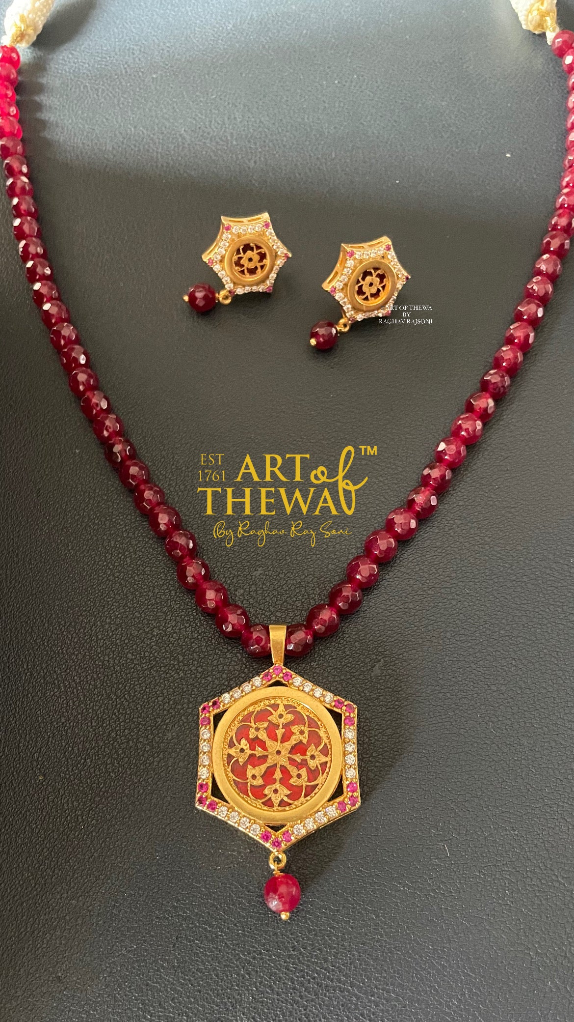 Art of Thewa jewellery Red hexagon Set