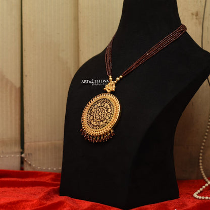 Round Radial Thewa Necklace - A Majestic Fusion of Elegance and Tradition