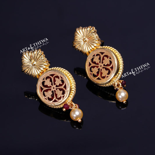 Round Bloom Thewa Art Earrings – A Floral Symphony Adorned with Pearls