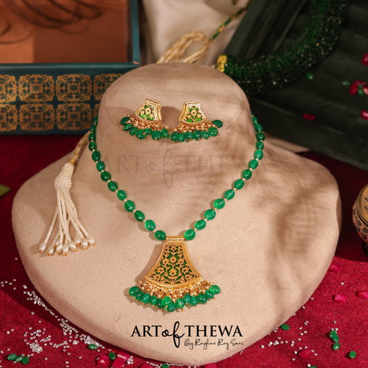 Farsa Green Thewa Art Necklace Set